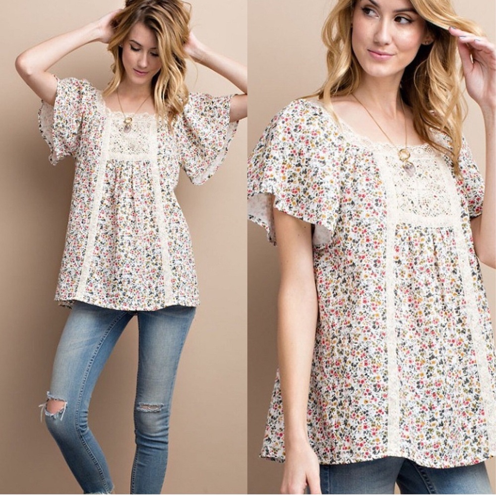 Floral Flutter Sleeve Top