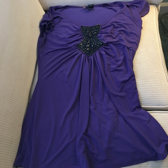 Top - Picture 1 of 2