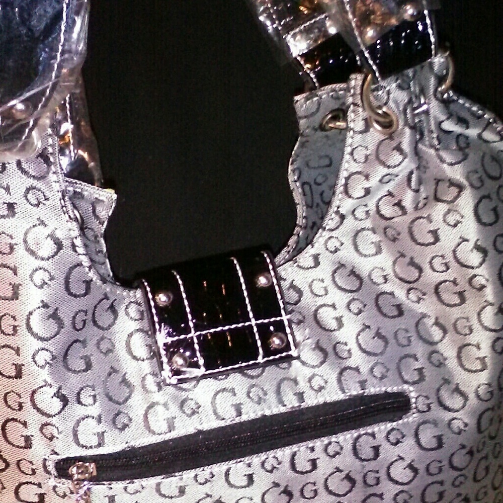 VERA HANDBAG - Picture 2 of 2