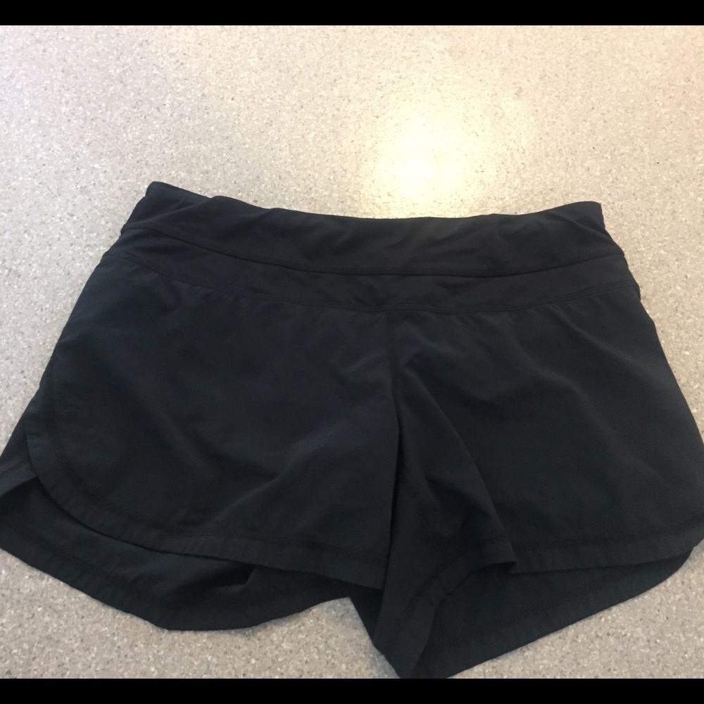 Lululemon black shorts