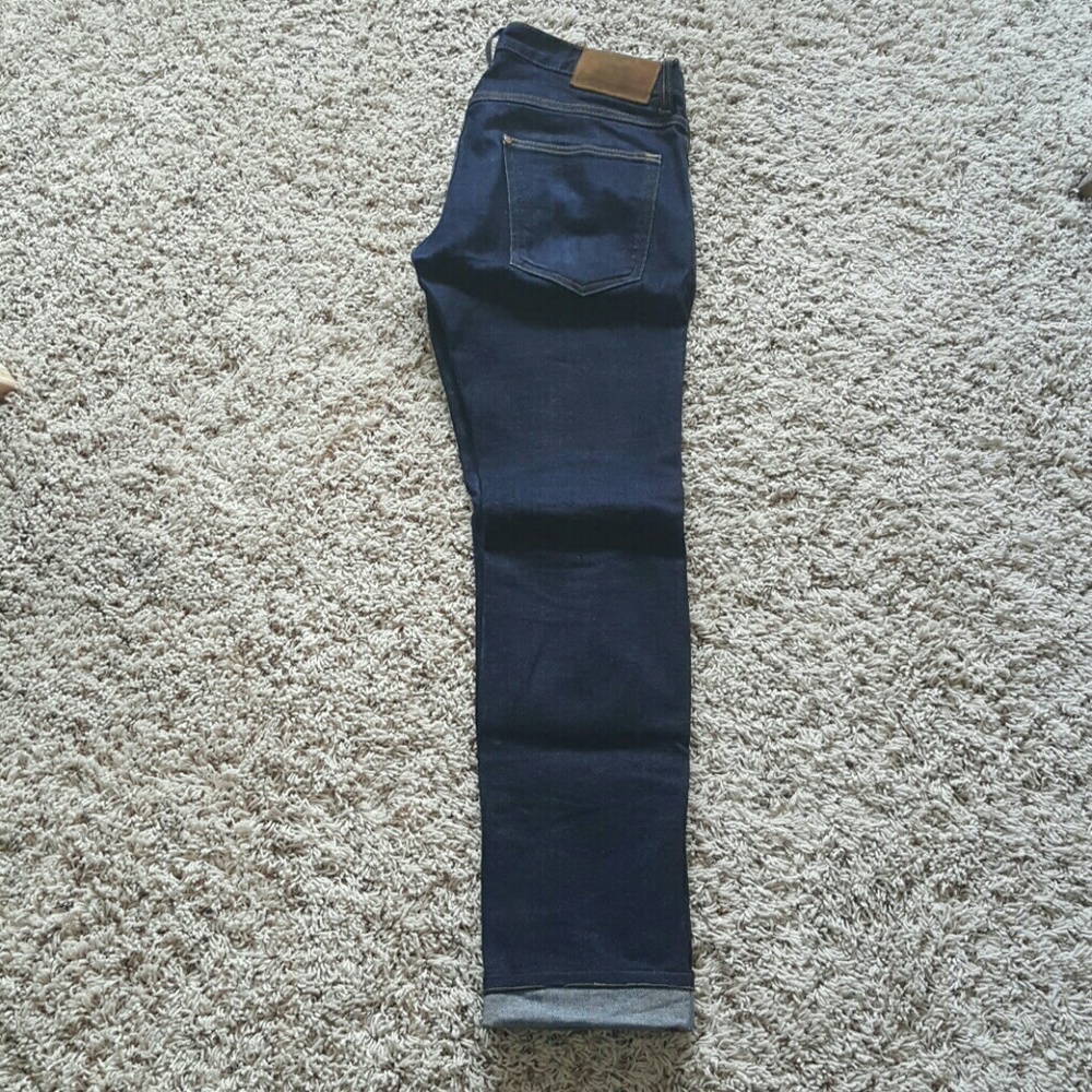 H & M dark wash skinny jeans