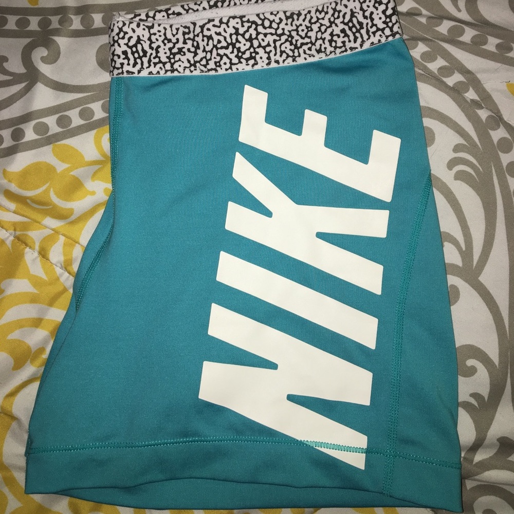 Nike spanx
