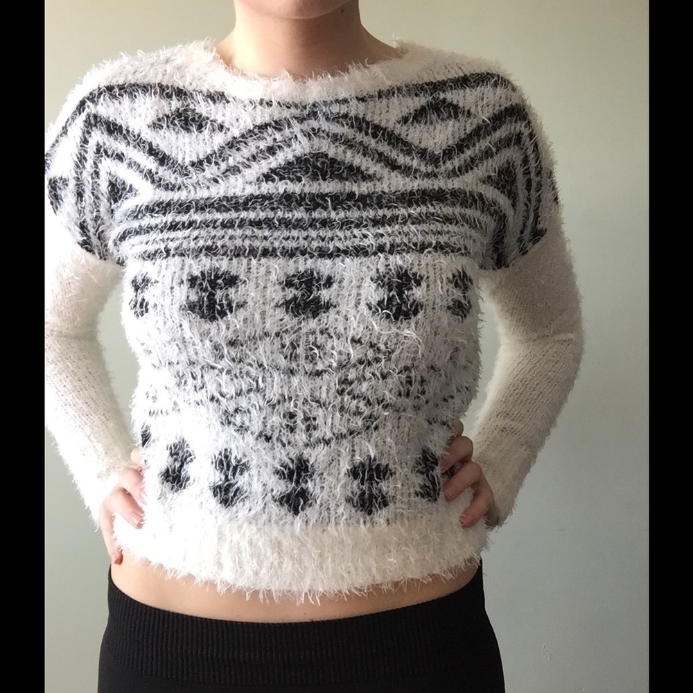 Black & White Tribal Crop Top Sweater
