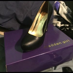 Steve Madden high heel shoes