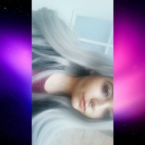 Meet your Posher, Selena