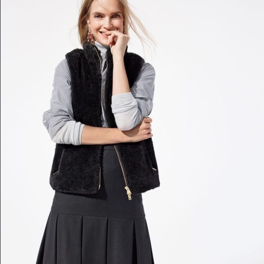 Jcrew fleece excursion vest navy