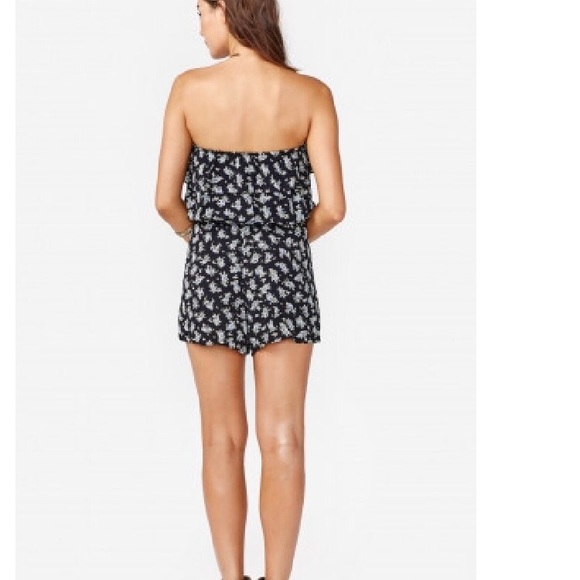 Planet Blue Blue Life Ruffle Romper Size Small - Picture 3 of 5