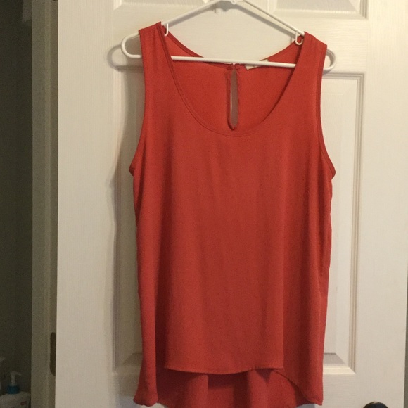 High low tank - Picture 1 of 3