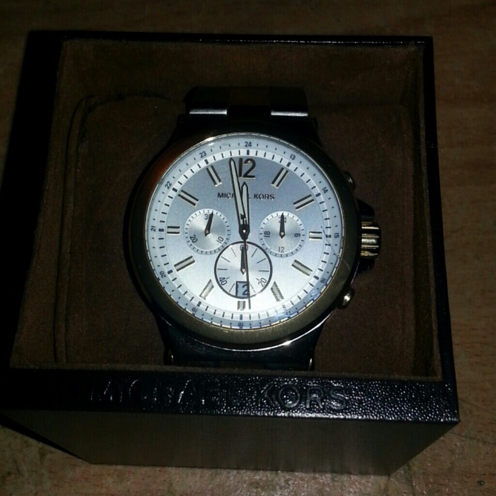 MK WATCH