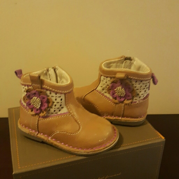 Stride Rite boot - Picture 2 of 2