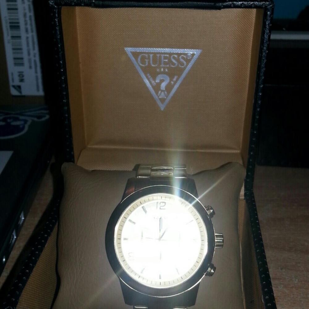 Gold Guess