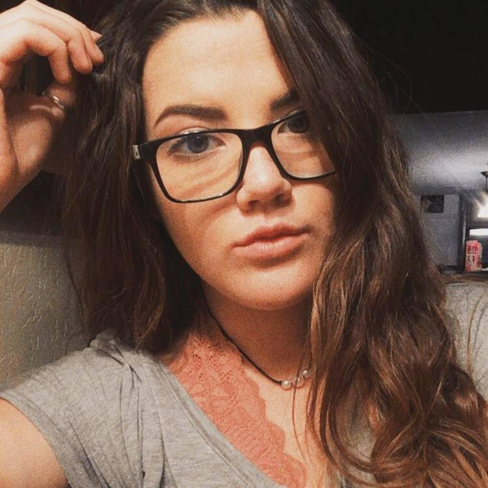 Meet your Posher, Maddie