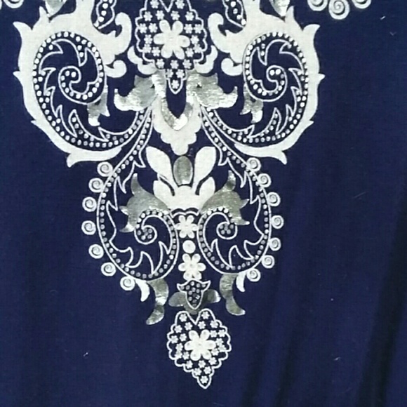 Metallic Ornate Design Shirt Size XL - Picture 3 of 4