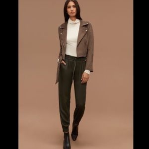 Aritzia Black Joggers NWOT