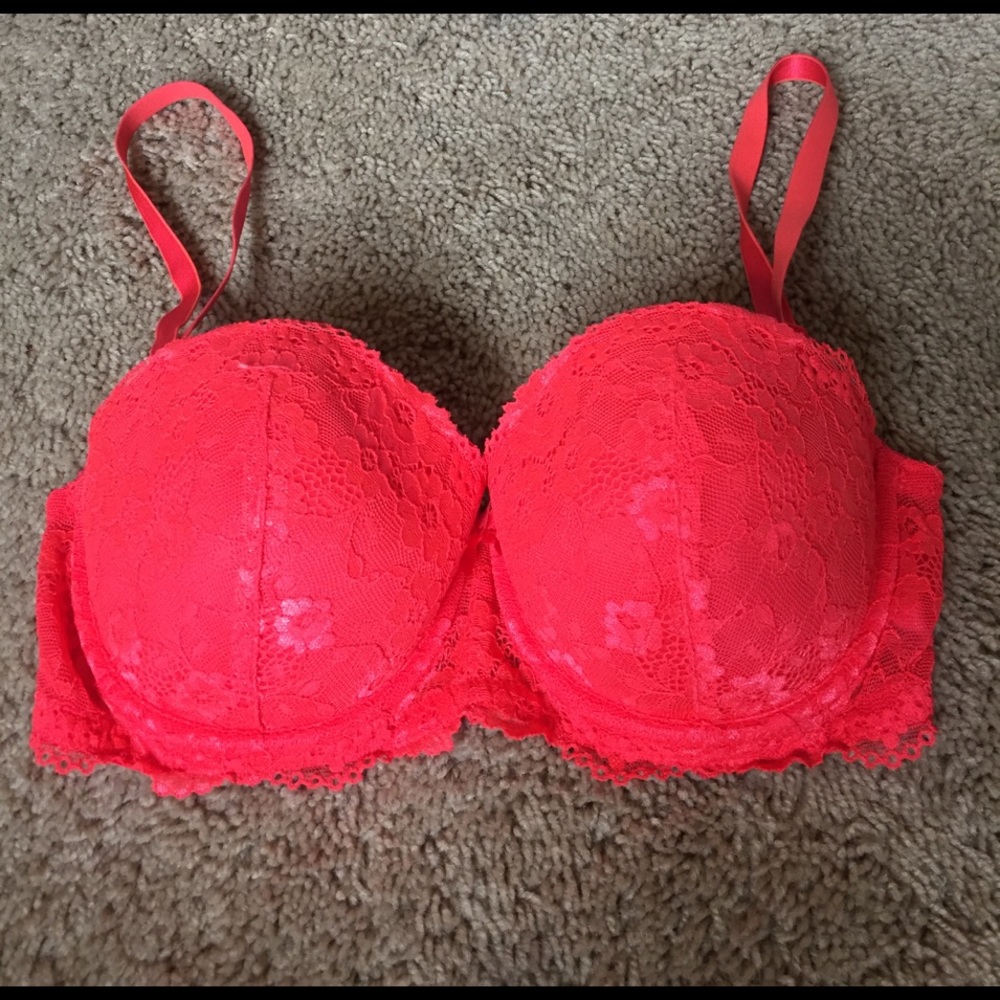 Red Lacey Push-up Bra