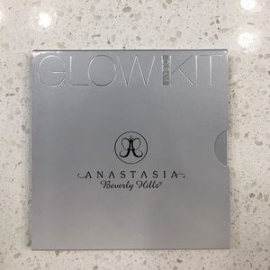 Anastasia Glow Kit
