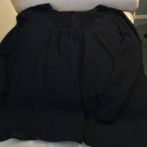 Black top shoulders out