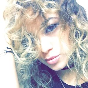 Meet your Posher, Vilma