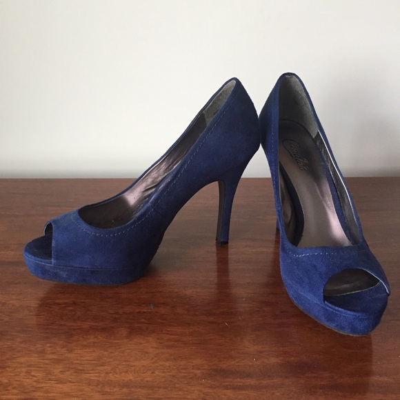 Candie's Shoes - Candies blue platform pumps