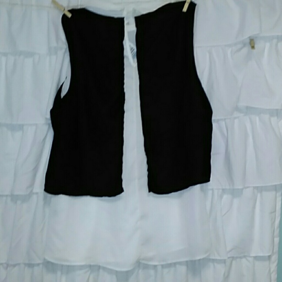 NWT Super Chic Torrid Top Size 1x - Picture 2 of 5