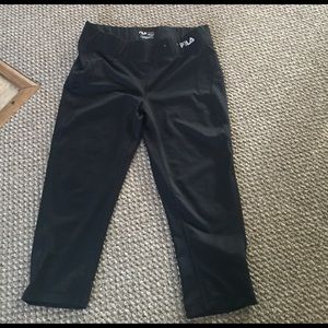 Black Fila capris/crops
