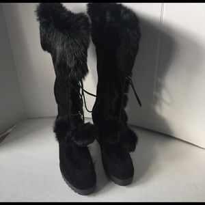 Pre-owned Fantastic COACH black suede fur boots🌟