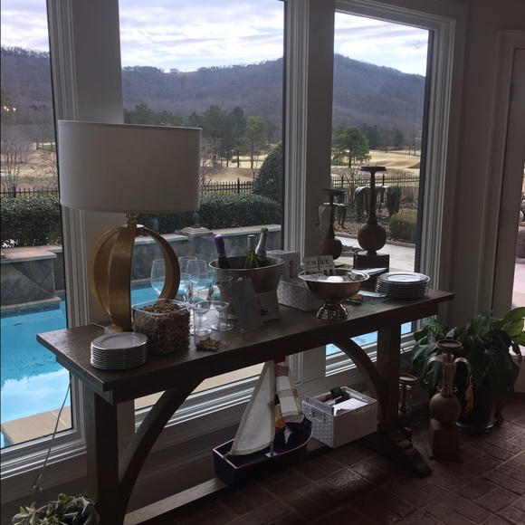 Meet your Posher, Catherine - Picture 1 of 1