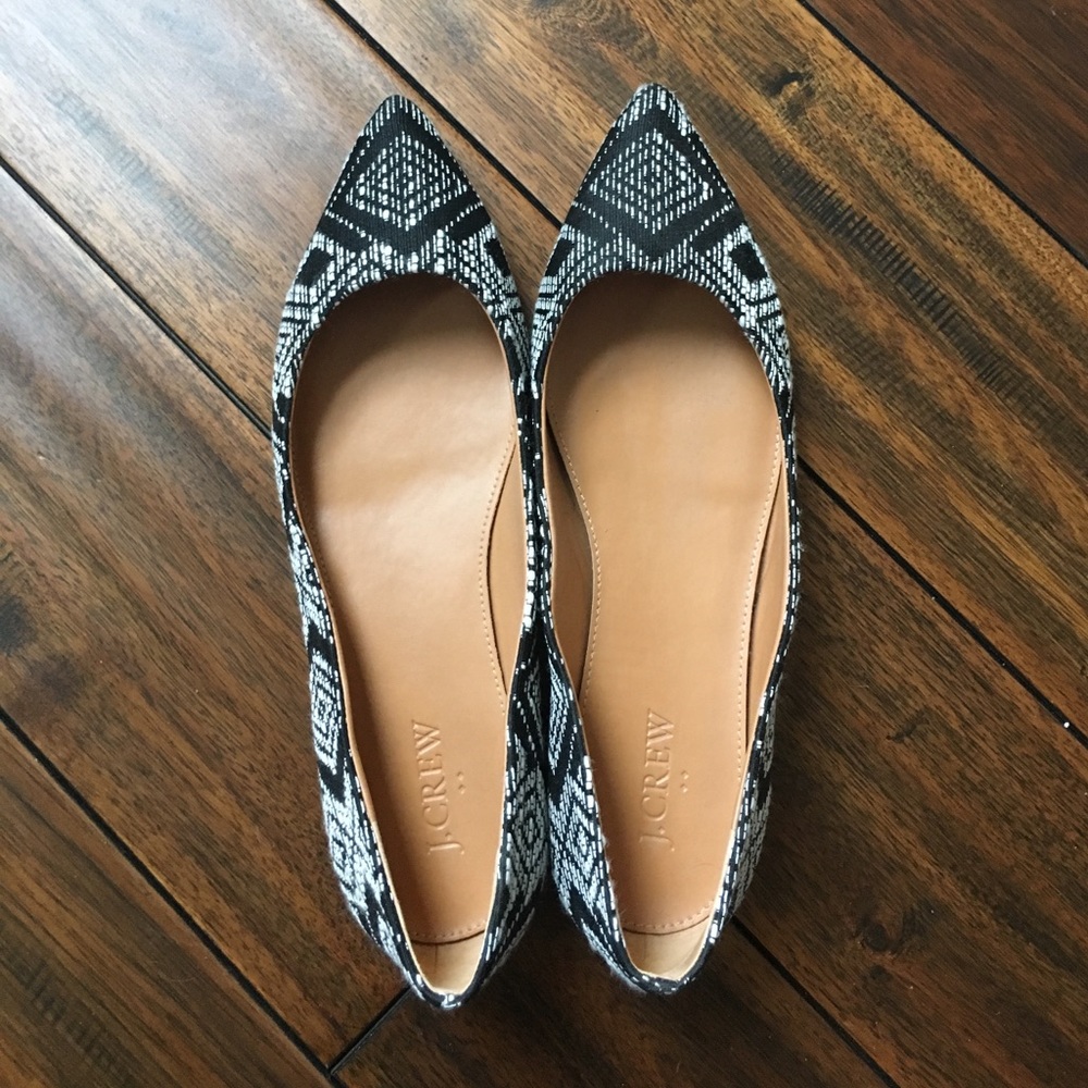 Pointy Toe Flat
