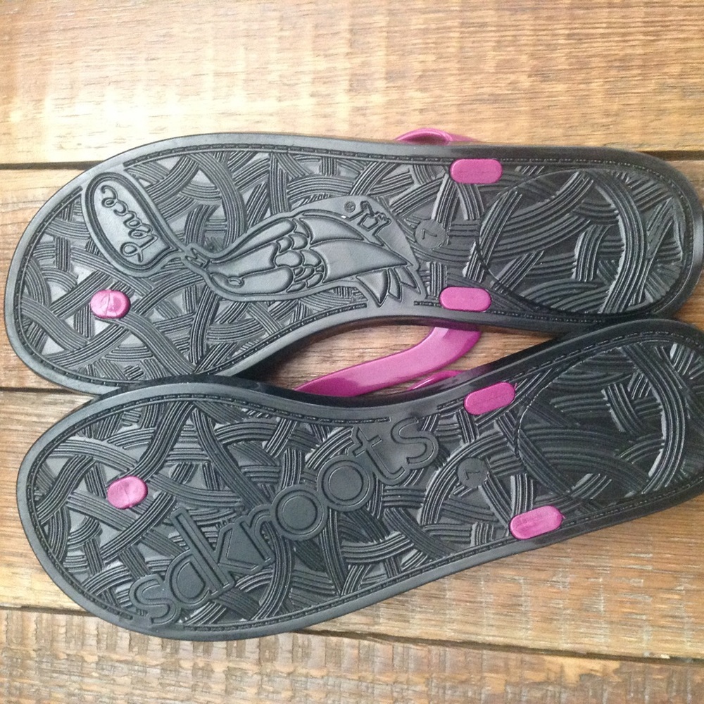 New Sak Roots Sandals - Picture 2 of 2