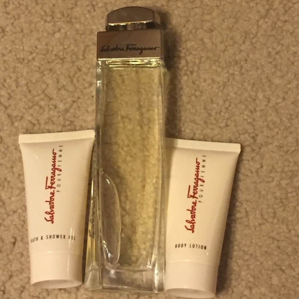 Salvatore Ferragamo perfume set