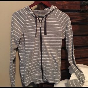 Underarmour sweatshirt