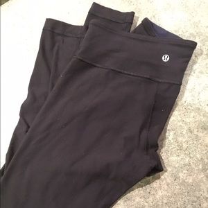 Lululemon Wunder Under size 6 reversible. VVGUC