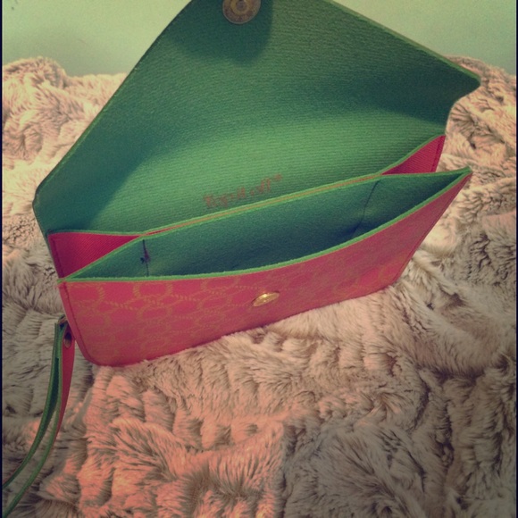 Colorful wristlet! - Picture 2 of 2