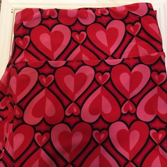 LuLaRoe Pants - 💕Valentines Day Leggings🎁
