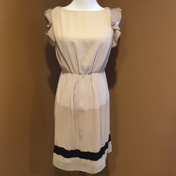 LOFT Dresses & Skirts - LOFT Dress 👗