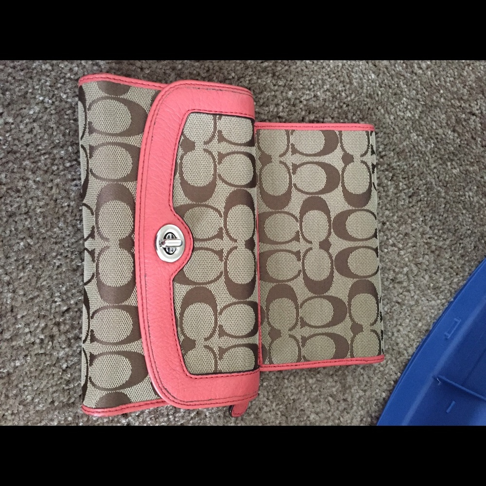 Coach wallet