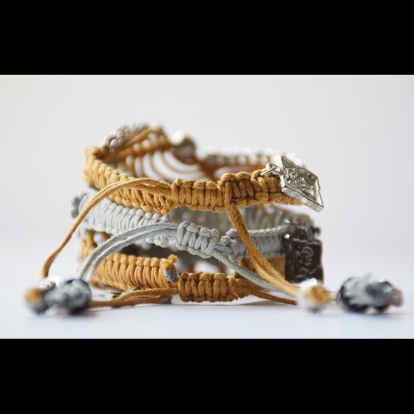 Bracelets - Picture 4 of 4