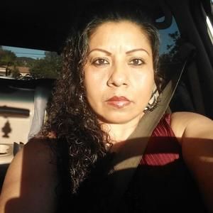 Meet your Posher, Edith