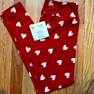 Lularoe valentine leggings red with white hearts