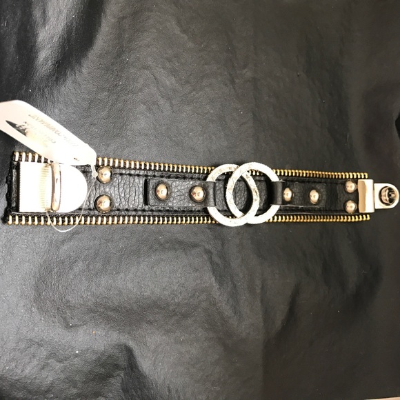 Bracelet with Nice Clasp - Picture 3 of 3