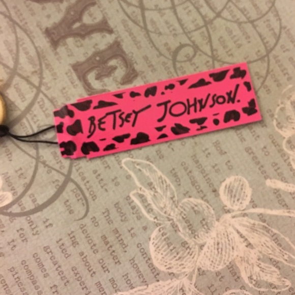 ๐โค๏ธ๏ธ๐๐BETSY JOHNSON๐๐โค๏ธ๏ธ๐Charm Bracelet ๐ - Picture 4 of 4