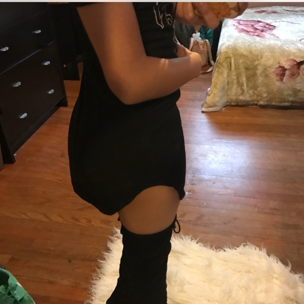CLEARANCE 💸 "Queen of Rad" Lace Up shirt dress - Picture 2 of 7