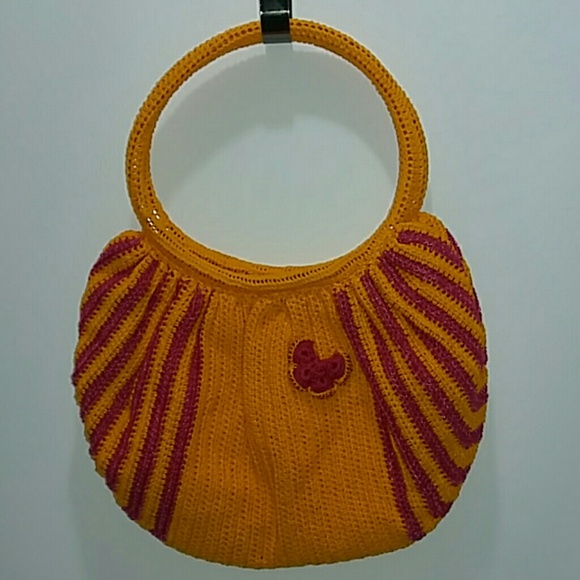 D'Milikah Handbags - NWT // D'Milikah Crochet Round Love Bag