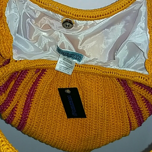 NWT // D'Milikah Crochet Round Love Bag - Picture 3 of 4