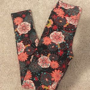 LuLaRoe TWEEN leggings!