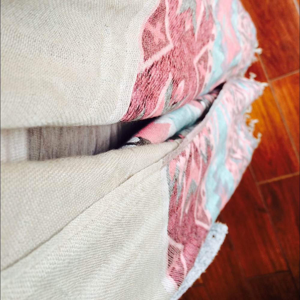 Light tan and tribal print scarf