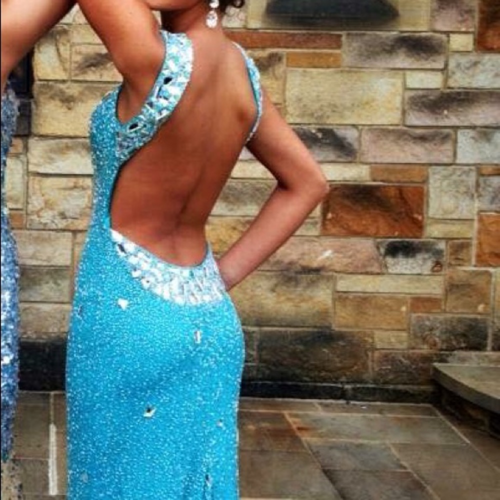 Sherri Hill Prom Dress - Picture 2 of 6