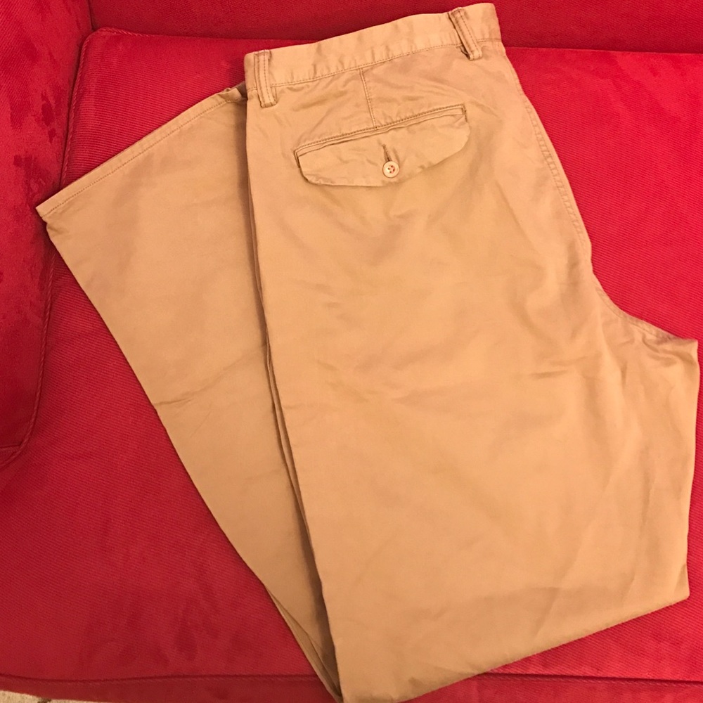 Gap khaki