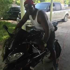 Meet your Posher, Jonathan