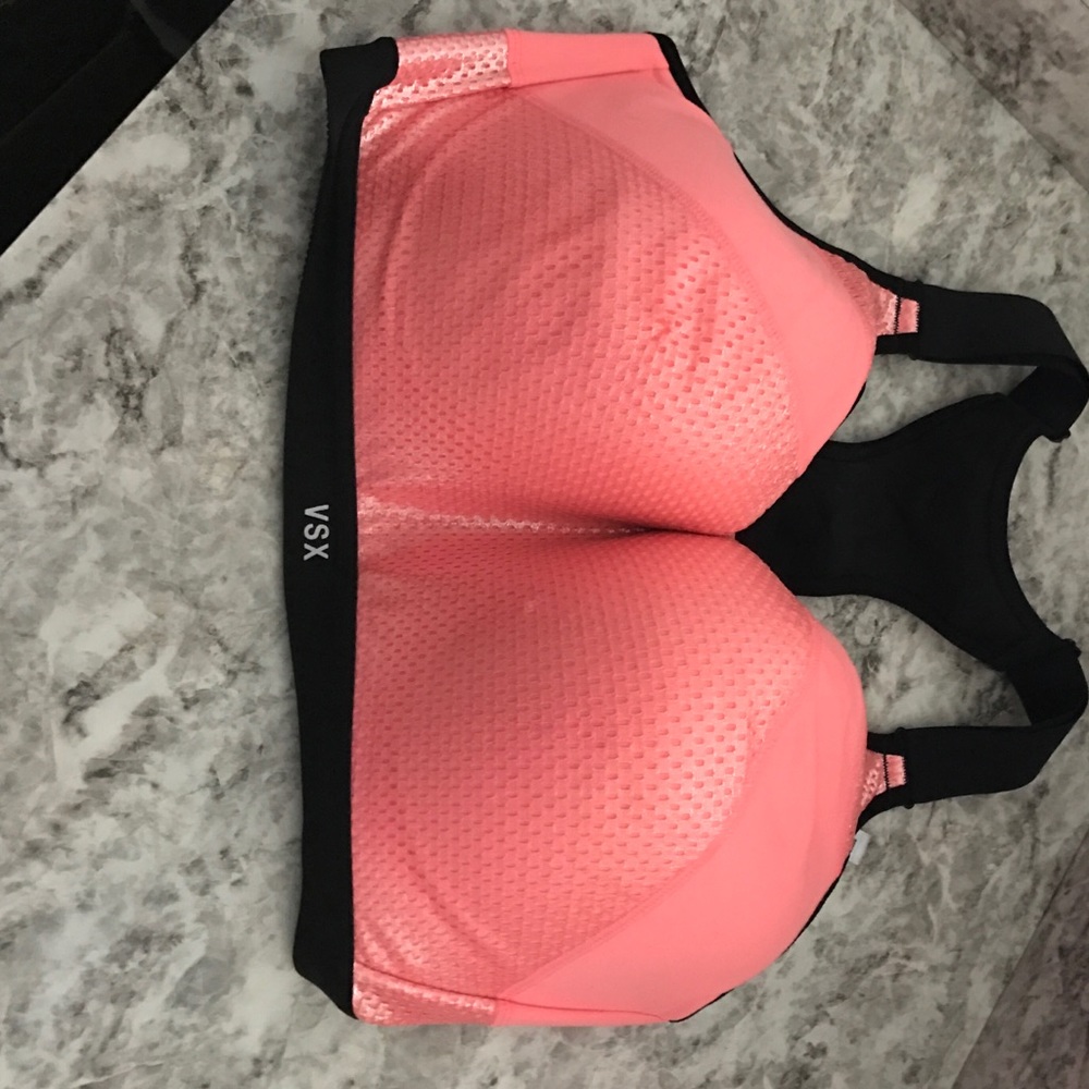 Victoria secret extra support sports bra